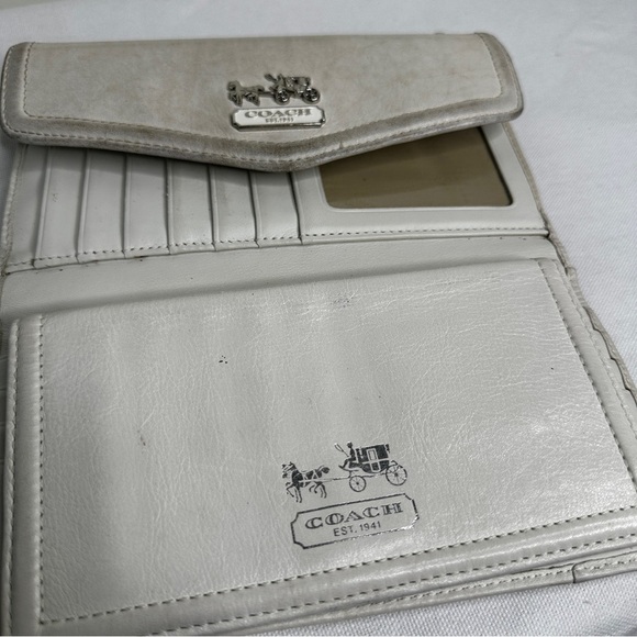 Coach Madison Envelope Wallet Clutch - Picture 10 of 11